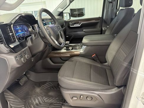 Used 2024 Chevrolet Silverado 1500 RST w/ Convenience Package II AWD/4WD image 11