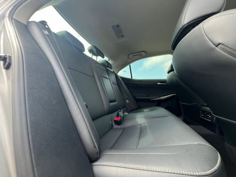 Used 2020 Lexus IS 300 w/ Navigation Package RWD image 19