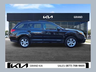 Used 2014 Subaru Outback 3.6R Limited w/ Moonroof Package