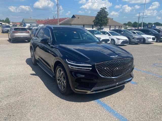 Used 2025 Genesis GV70 2.5T w/ Select Package AWD/4WD image 8