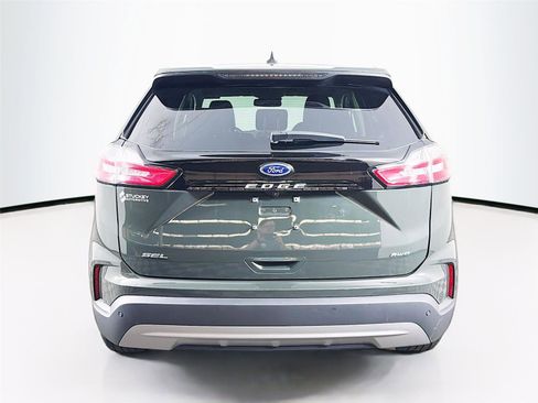 Used 2024 Ford Edge SEL w/ Convenience Package AWD/4WD image 7