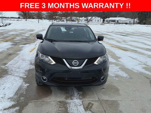 Used 2019 Nissan Rogue Sport SL w/ Premium Package image 3