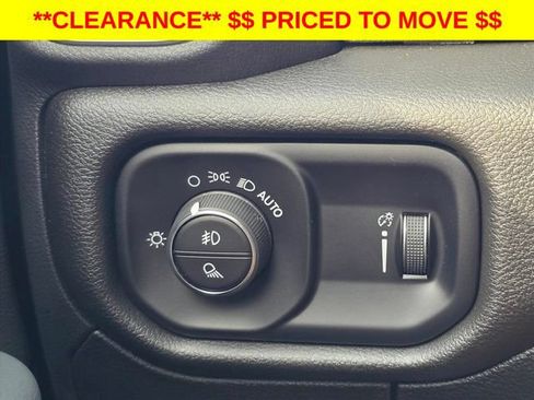 Used 2022 RAM 1500 Big Horn AWD/4WD image 26