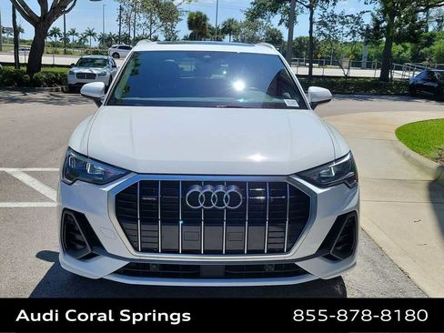Used 2022 Audi Q3 2.0T Premium AWD/4WD image 3
