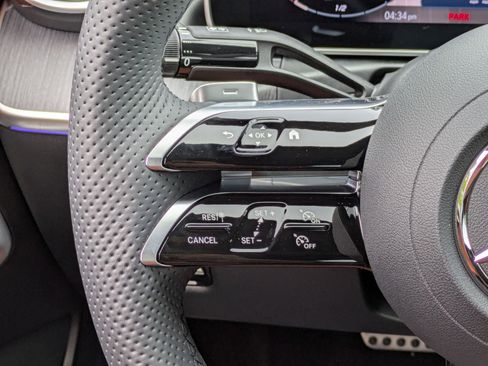 New 2025 Mercedes-Benz C 300 4MATIC Sedan image 19