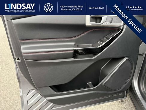 Used 2022 Ford Explorer ST-Line w/ Class IV Trailer Tow Package image 8