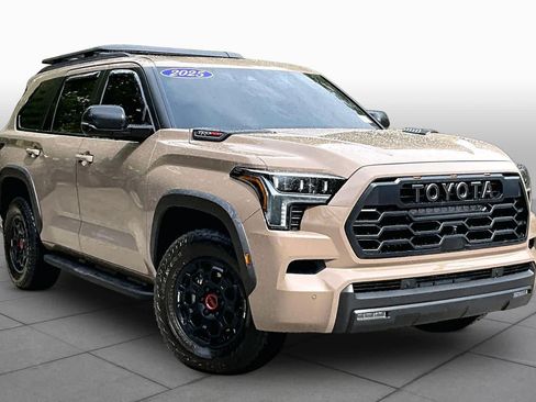 Used 2025 Toyota Sequoia TRD Pro AWD/4WD image 3