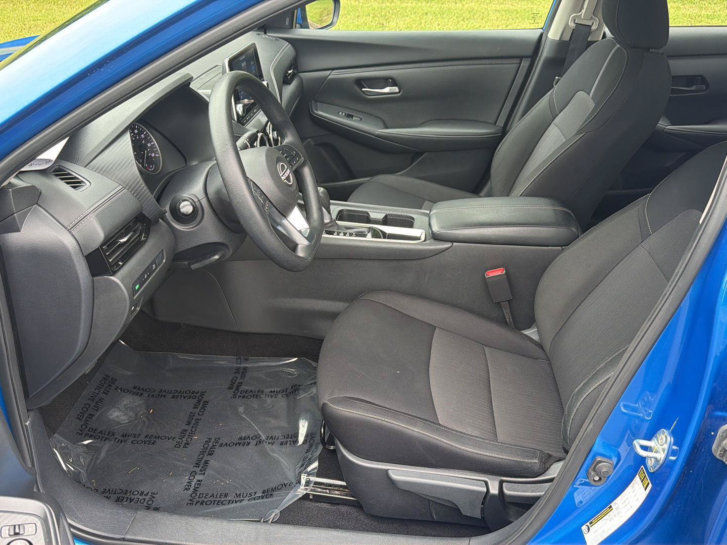 Used 2025 Nissan Sentra SV FWD image 10