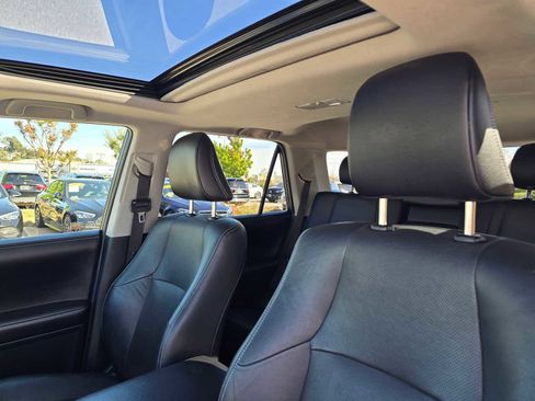 Used 2016 Toyota 4Runner Limited image 23