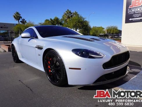 Used 2015 Aston Martin V12 Vantage S image 38