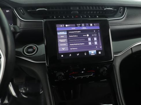 Certified 2021 Jeep Grand Cherokee L Laredo w/ Luxury Tech Group I image 13