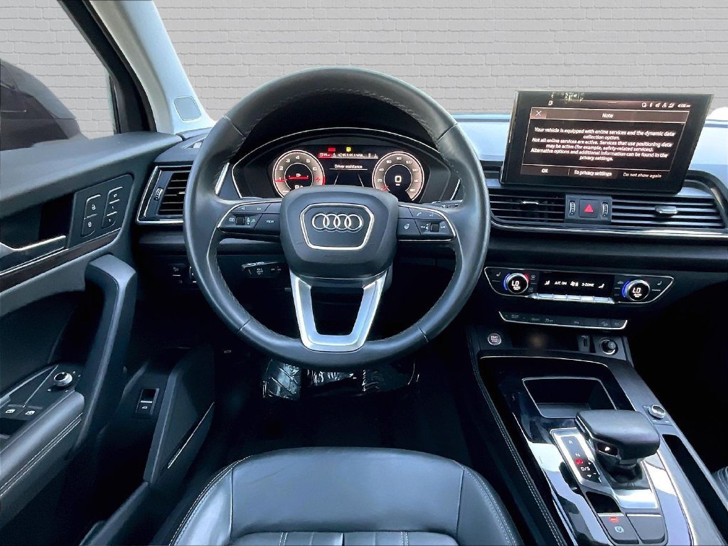 Used 2023 Audi Q5 2.0T Premium Plus w/ Premium Plus Package AWD/4WD image 8