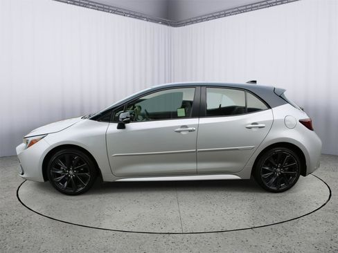 Used 2024 Toyota Corolla XSE image 5