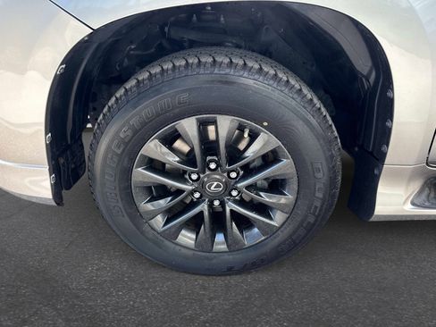 Certified 2020 Lexus GX 460 Premium w/ Premium Package image 10