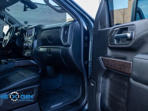 Used 2023 GMC Sierra 2500 Denali w/ Denali Ultimate Package image 36