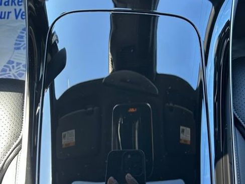 Used 2026 Mercedes-Benz GLC 300 4MATIC image 31