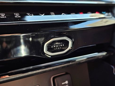 New 2026 Jeep Grand Cherokee Altitude AWD/4WD image 13