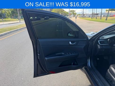 Used 2019 Kia Optima S FWD image 8
