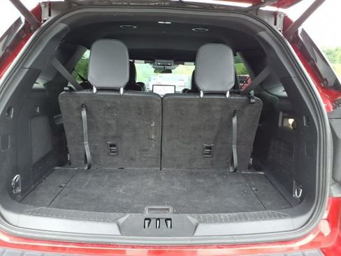 Certified 2025 Ford Explorer ST-Line AWD/4WD image 11