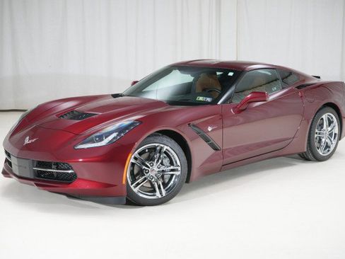 Used 2017 Chevrolet Corvette Stingray Coupe w/ 2LT Preferred Equipment Group image 1