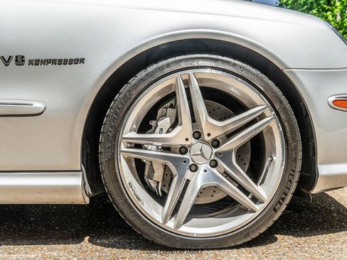 Used 2005 Mercedes-Benz E 55 AMG Sedan image 83
