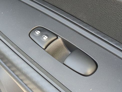 New 2025 Nissan Versa SV w/ Trunk Package image 37