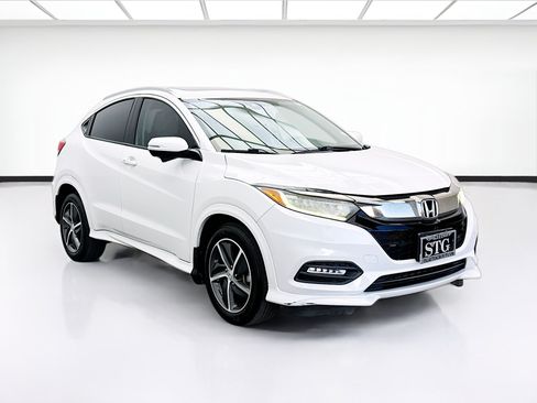 Used 2019 Honda HR-V Touring image 3