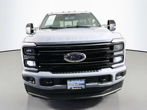 Used 2025 Ford F350 Platinum AWD/4WD image 2