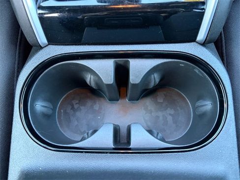 Used 2023 Chevrolet Colorado Trail Boss w/ Technology Package image 19