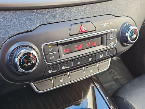 Used 2020 Kia Sorento EX FWD image 16