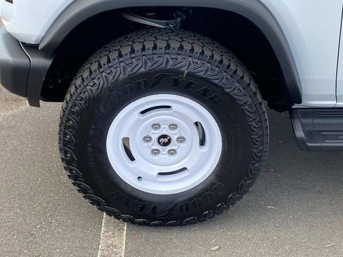 New 2026 Ford Bronco Heritage Edition image 5