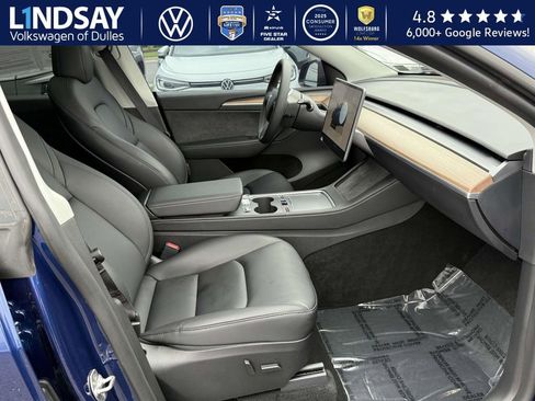 Used 2024 Tesla Model Y Performance image 11