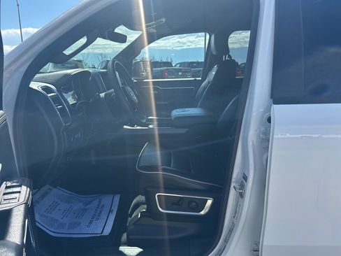 Used 2025 RAM 1500 Laramie AWD/4WD image 10