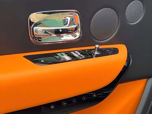 New 2026 Rolls-Royce Cullinan image 17