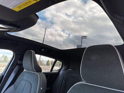 Used 2023 Volvo C40 P8 Recharge Plus w/ Climate Package image 12