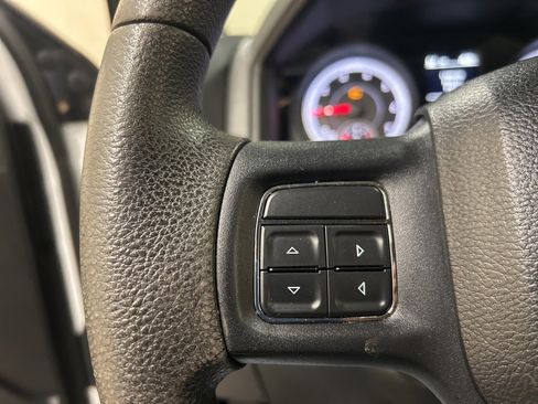 Used 2013 RAM 1500 Classic SLT image 19