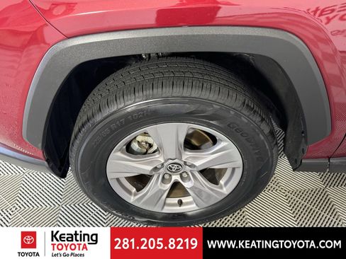 Certified 2025 Toyota RAV4 XLE AWD/4WD image 32