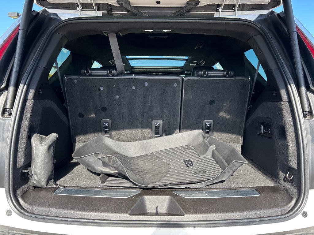 Used 2021 Cadillac Escalade Sport Platinum AWD/4WD image 5