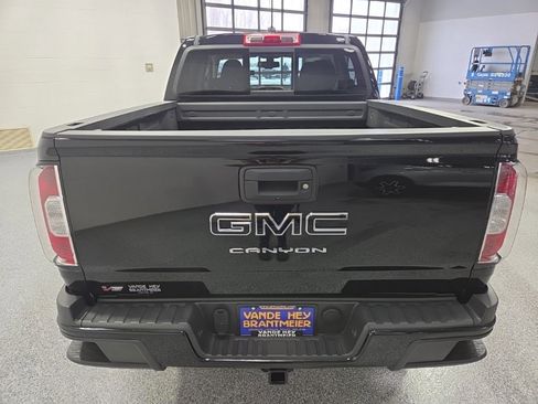 Used 2022 GMC Canyon Elevation w/ Elevation Premium Package image 6