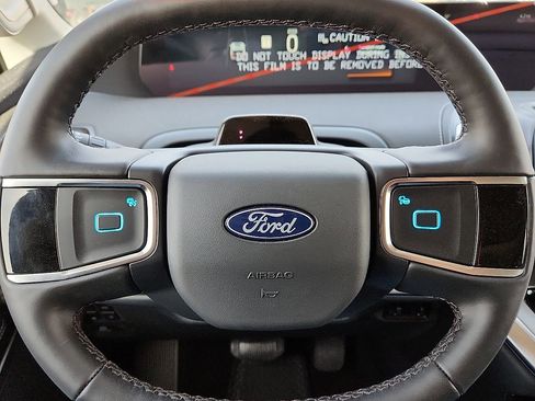 New 2026 Ford Expedition Max Platinum image 11