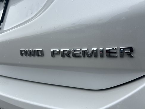 Used 2020 Chevrolet Equinox Premier AWD/4WD image 26