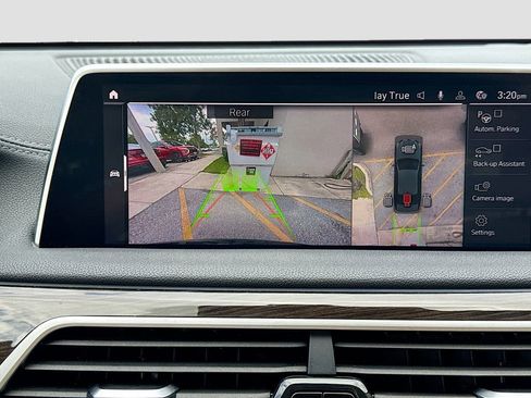 Used 2020 BMW 740i w/ Cold Weather Package RWD image 15