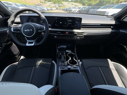 New 2026 Kia K5 GT-Line w/ GT-Line Premium Package FWD image 32