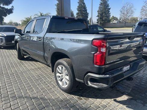 Used 2022 Chevrolet Silverado 1500 Custom image 4