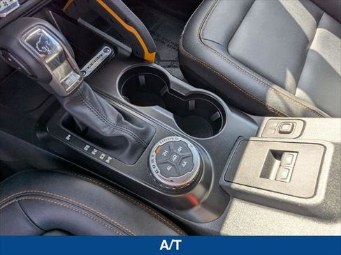 Used 2023 Ford Bronco Badlands AWD/4WD image 19