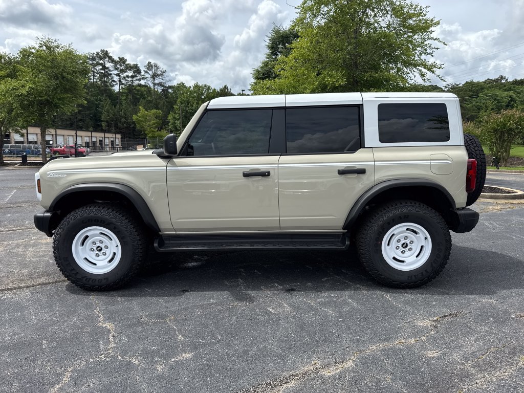 New 2026 Ford Bronco Heritage Edition AWD/4WD image 18