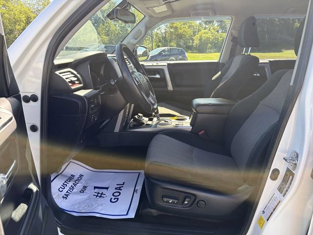Used 2022 Toyota 4Runner SR5 AWD/4WD image 20