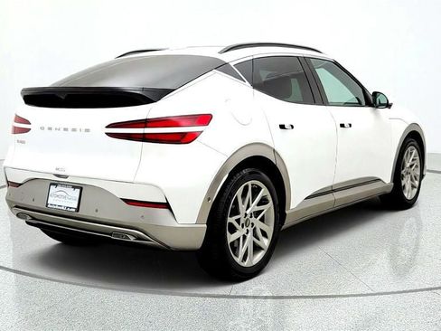 Used 2023 Genesis GV60 Advanced AWD/4WD image 5