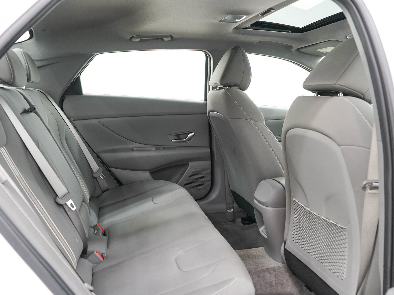 Certified 2026 Hyundai Elantra SEL Sport FWD image 12
