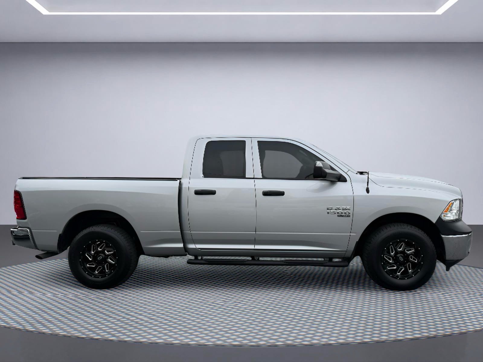 Used 2019 RAM 1500 Express AWD/4WD image 10